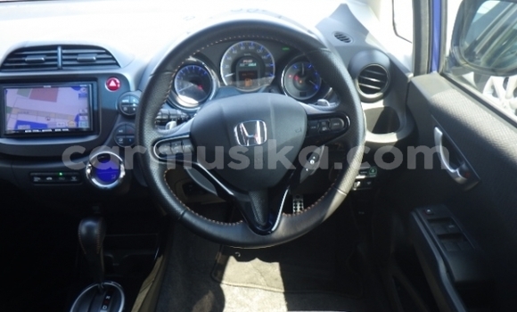 Buy Used Honda Fit Blue Car in Beitbridge in Matabeleland South Buy Used Honda Fit Blue Car in Beitbridge in Matabeleland South
