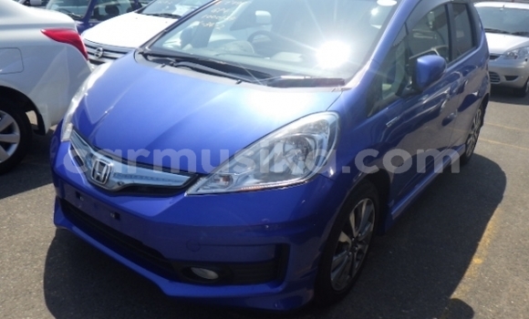 Buy Used Honda Fit Blue Car in Beitbridge in Matabeleland South Buy Used Honda Fit Blue Car in Beitbridge in Matabeleland South