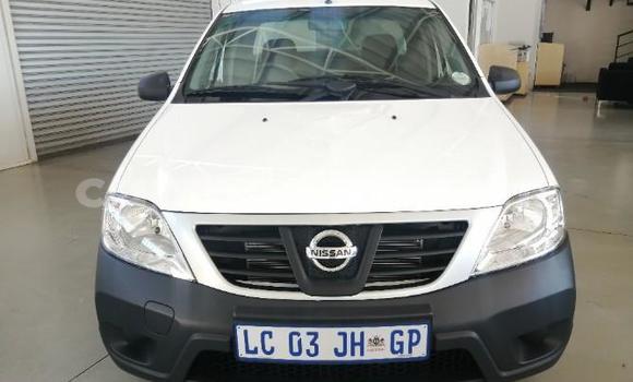 Acheter Occasion Voiture Nissan NV200 Blanc à Beitbridge, Matabeleland South Acheter Occasion Voiture Nissan NV200 Blanc à Beitbridge, Matabeleland South