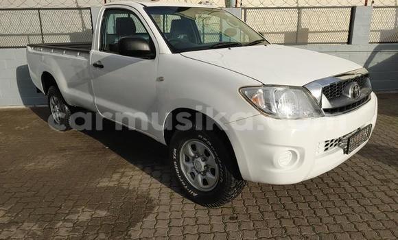 Acheter Occasion Voiture Toyota Hilux Blanc à Beitbridge, Matabeleland South Acheter Occasion Voiture Toyota Hilux Blanc à Beitbridge, Matabeleland South