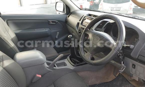 Acheter Occasion Voiture Toyota Hilux Blanc à Beitbridge, Matabeleland South Acheter Occasion Voiture Toyota Hilux Blanc à Beitbridge, Matabeleland South