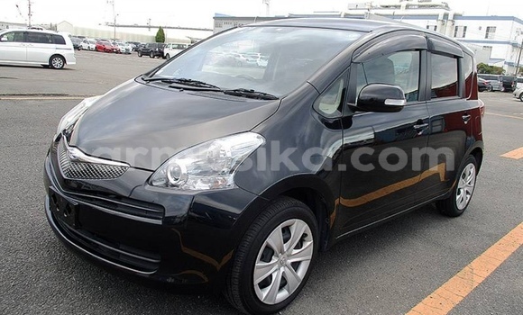 Tenga Tsaru Toyota Ractis Nhema Mota in Beitbridge in Matabeleland South