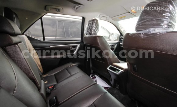 Tenga Imported Toyota Fortuner Zvimwe Mota in Import - Dubai in Harare Tenga Imported Toyota Fortuner Zvimwe Mota in Import - Dubai in Harare