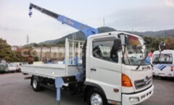 Acheter Occasion Utilitaire Hino 300 Blanc à Beitbridge, Matabeleland South Acheter Occasion Utilitaire Hino 300 Blanc à Beitbridge, Matabeleland South