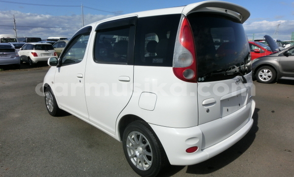 Buy Used Toyota FunCargo Other Car in Beitbridge in Matabeleland South Buy Used Toyota FunCargo Other Car in Beitbridge in Matabeleland South