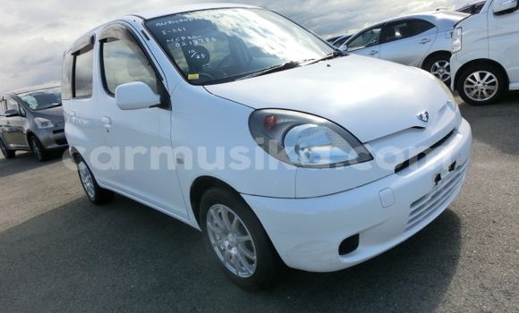 Buy Used Toyota FunCargo Other Car in Beitbridge in Matabeleland South Buy Used Toyota FunCargo Other Car in Beitbridge in Matabeleland South