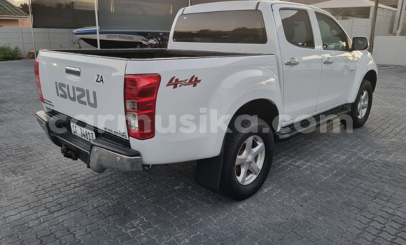 Buy Used Isuzu KB White Car in Beitbridge in Matabeleland South Buy Used Isuzu KB White Car in Beitbridge in Matabeleland South