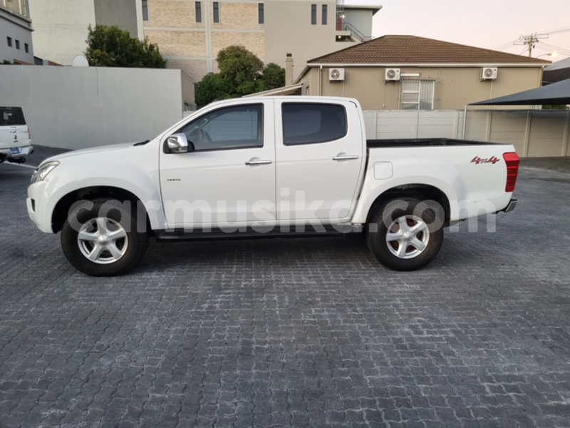 Big with watermark isuzu kb matabeleland south beitbridge 33099