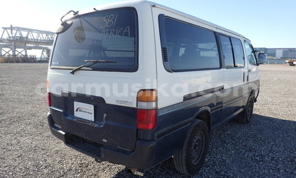 Buy Used Toyota Hiace Other Car in Beitbridge in Matabeleland South Buy Used Toyota Hiace Other Car in Beitbridge in Matabeleland South