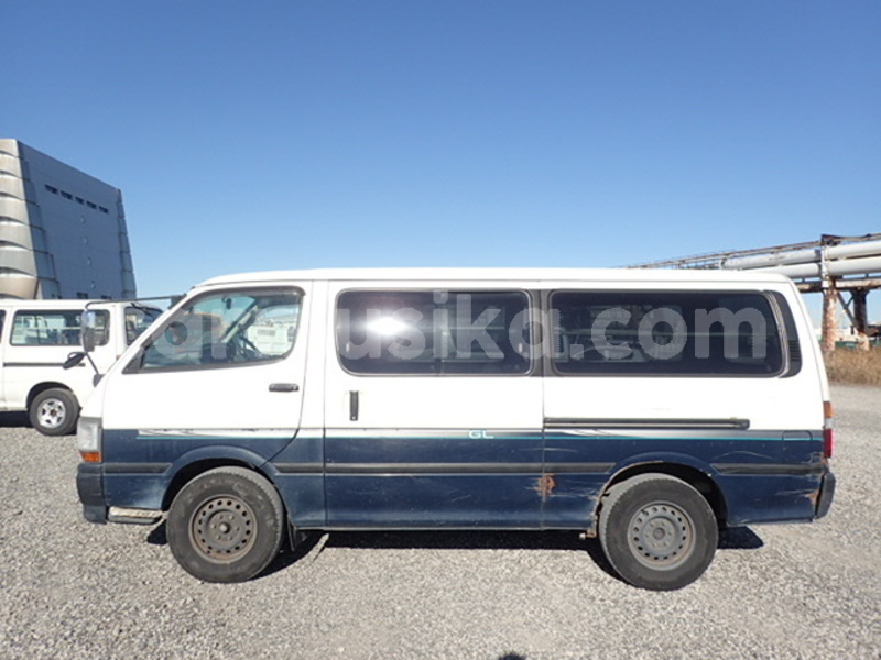 Big with watermark toyota hiace matabeleland south beitbridge 33100