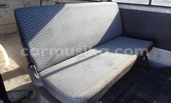 Buy Used Toyota Hiace Other Car in Beitbridge in Matabeleland South Buy Used Toyota Hiace Other Car in Beitbridge in Matabeleland South