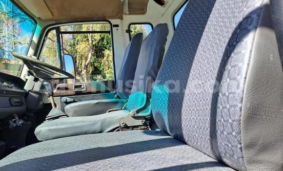 Buy Used Nissan UD White Truck in Beitbridge in Matabeleland South Buy Used Nissan UD White Truck in Beitbridge in Matabeleland South