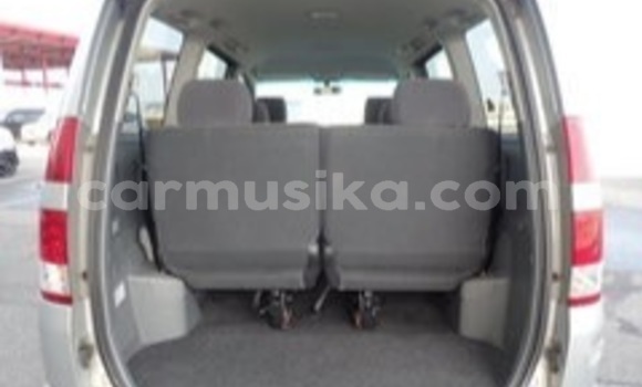 Nunua Ilio tumika Toyota Noah Fedha Gari ndani ya Beitbridge nchini Matabeleland Kusini Nunua Ilio tumika Toyota Noah Fedha Gari ndani ya Beitbridge nchini Matabeleland Kusini