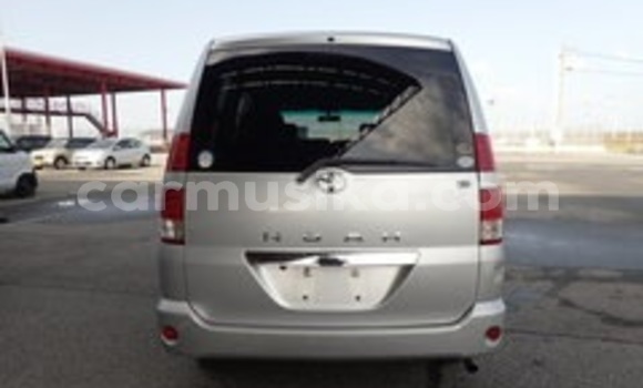 Nunua Ilio tumika Toyota Noah Fedha Gari ndani ya Beitbridge nchini Matabeleland Kusini Nunua Ilio tumika Toyota Noah Fedha Gari ndani ya Beitbridge nchini Matabeleland Kusini