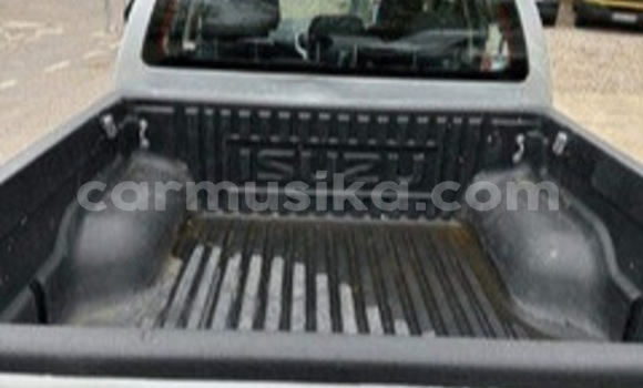 Acheter Occasion Voiture Isuzu D–MAX Gris à Beitbridge, Matabeleland South Acheter Occasion Voiture Isuzu D–MAX Gris à Beitbridge, Matabeleland South