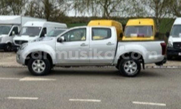 Acheter Occasion Voiture Isuzu D–MAX Gris à Beitbridge, Matabeleland South Acheter Occasion Voiture Isuzu D–MAX Gris à Beitbridge, Matabeleland South