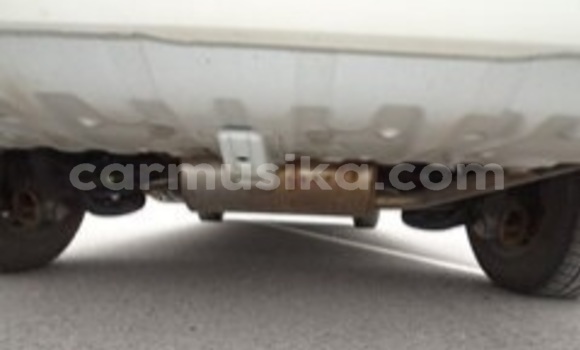 Acheter Occasion Voiture Toyota Voxy Blanc à Beitbridge, Matabeleland South Acheter Occasion Voiture Toyota Voxy Blanc à Beitbridge, Matabeleland South