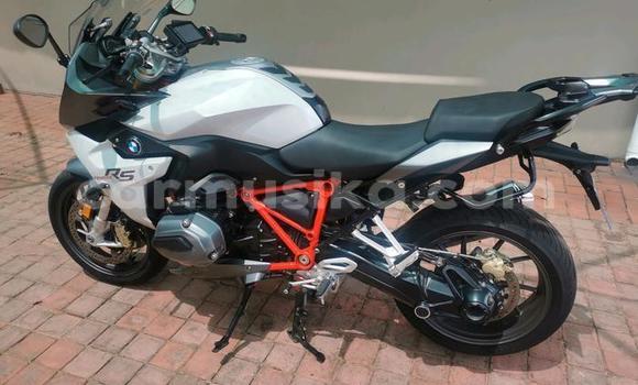 Nunua Ilio tumika BMW K 1200 Nyingine Bike ndani ya Beitbridge nchini Matabeleland Kusini Nunua Ilio tumika BMW K 1200 Nyingine Bike ndani ya Beitbridge nchini Matabeleland Kusini