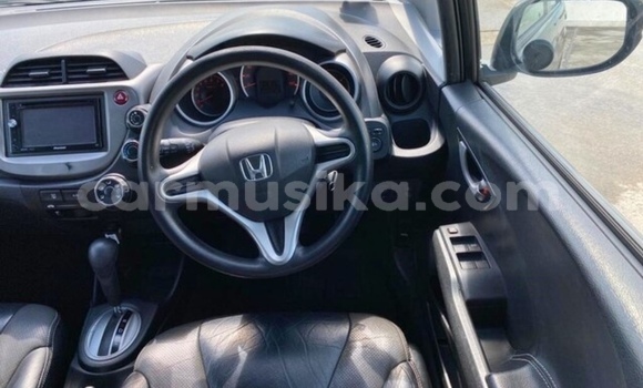 Nunua Ilio tumika Honda Fit Nyeusi Gari ndani ya Beitbridge nchini Matabeleland Kusini Nunua Ilio tumika Honda Fit Nyeusi Gari ndani ya Beitbridge nchini Matabeleland Kusini