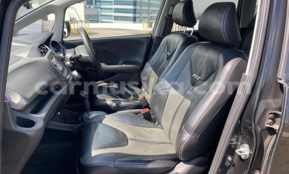 Nunua Ilio tumika Honda Fit Nyeusi Gari ndani ya Beitbridge nchini Matabeleland Kusini Nunua Ilio tumika Honda Fit Nyeusi Gari ndani ya Beitbridge nchini Matabeleland Kusini