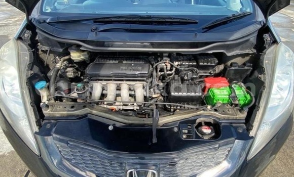 Nunua Ilio tumika Honda Fit Nyeusi Gari ndani ya Beitbridge nchini Matabeleland Kusini Nunua Ilio tumika Honda Fit Nyeusi Gari ndani ya Beitbridge nchini Matabeleland Kusini