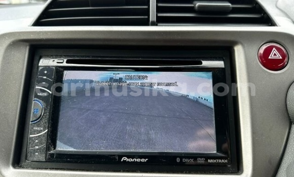 Acheter Occasion Voiture Honda Fit Blanc à Beitbridge, Matabeleland South Acheter Occasion Voiture Honda Fit Blanc à Beitbridge, Matabeleland South