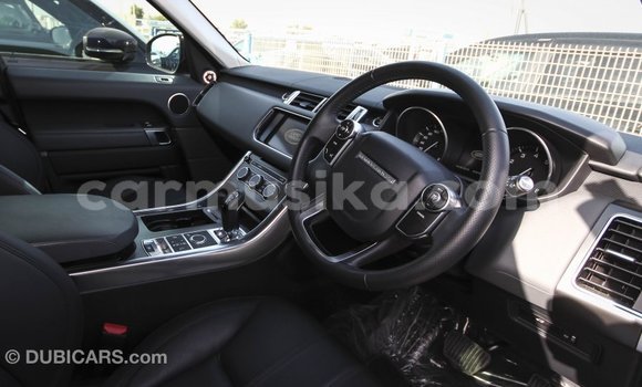 Buy Import Land Rover Range Rover Black Car in Import - Dubai in Harare Buy Import Land Rover Range Rover Black Car in Import - Dubai in Harare