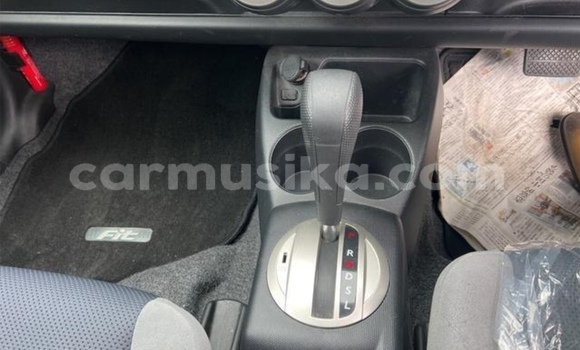 Acheter Occasion Voiture Honda Fit Blanc à Beitbridge, Matabeleland South Acheter Occasion Voiture Honda Fit Blanc à Beitbridge, Matabeleland South