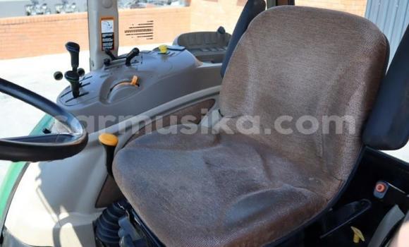 Tenga Tsaru Toyota DA Bhuruu Rori in Beitbridge in Matabeleland South Tenga Tsaru Toyota DA Bhuruu Rori in Beitbridge in Matabeleland South