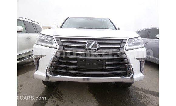 Tenga Imported Lexus LX Chena Mota in Import - Dubai in Harare Tenga Imported Lexus LX Chena Mota in Import - Dubai in Harare