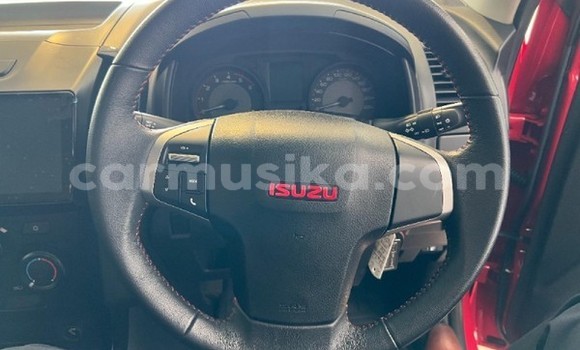 Nunua Ilio tumika Isuzu D–MAX Nyekundu Gari ndani ya Beitbridge nchini Matabeleland Kusini Nunua Ilio tumika Isuzu D–MAX Nyekundu Gari ndani ya Beitbridge nchini Matabeleland Kusini