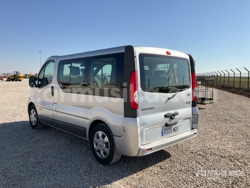 Big with watermark renault trafic matabeleland south beitbridge 33151