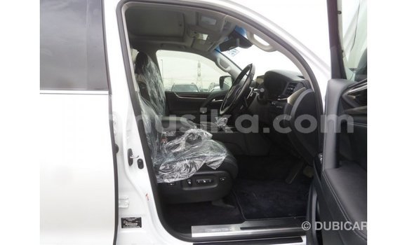 Tenga Imported Lexus LX Chena Mota in Import - Dubai in Harare Tenga Imported Lexus LX Chena Mota in Import - Dubai in Harare