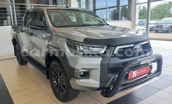Nunua Ilio tumika Toyota Hilux Fedha Gari ndani ya Beitbridge nchini Matabeleland Kusini Nunua Ilio tumika Toyota Hilux Fedha Gari ndani ya Beitbridge nchini Matabeleland Kusini