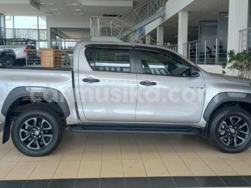 Big with watermark toyota hilux matabeleland south beitbridge 33158