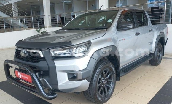 Nunua Ilio tumika Toyota Hilux Fedha Gari ndani ya Beitbridge nchini Matabeleland Kusini Nunua Ilio tumika Toyota Hilux Fedha Gari ndani ya Beitbridge nchini Matabeleland Kusini