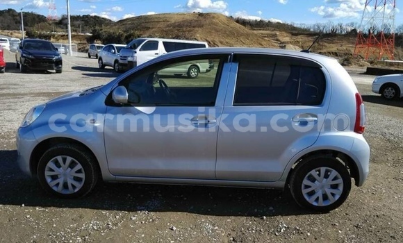 Nunua Ilio tumika Toyota Passo Fedha Gari ndani ya Beitbridge nchini Matabeleland Kusini Nunua Ilio tumika Toyota Passo Fedha Gari ndani ya Beitbridge nchini Matabeleland Kusini