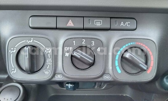 Nunua Ilio tumika Toyota Passo Fedha Gari ndani ya Beitbridge nchini Matabeleland Kusini Nunua Ilio tumika Toyota Passo Fedha Gari ndani ya Beitbridge nchini Matabeleland Kusini