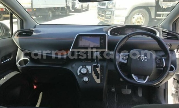 Nunua Ilio tumika Toyota Sienta Fedha Gari ndani ya Beitbridge nchini Matabeleland Kusini Nunua Ilio tumika Toyota Sienta Fedha Gari ndani ya Beitbridge nchini Matabeleland Kusini