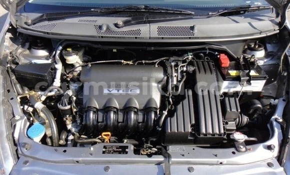 Buy Used Honda Fit Silver Car in Beitbridge in Matabeleland South Buy Used Honda Fit Silver Car in Beitbridge in Matabeleland South