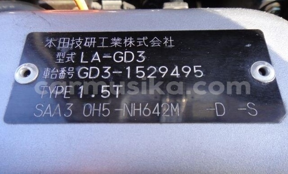 Buy Used Honda Fit Silver Car in Beitbridge in Matabeleland South Buy Used Honda Fit Silver Car in Beitbridge in Matabeleland South