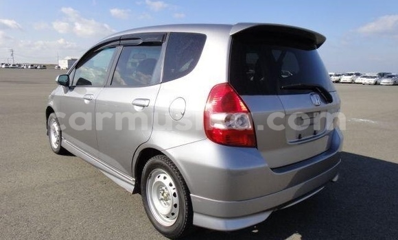 Buy Used Honda Fit Silver Car in Beitbridge in Matabeleland South Buy Used Honda Fit Silver Car in Beitbridge in Matabeleland South
