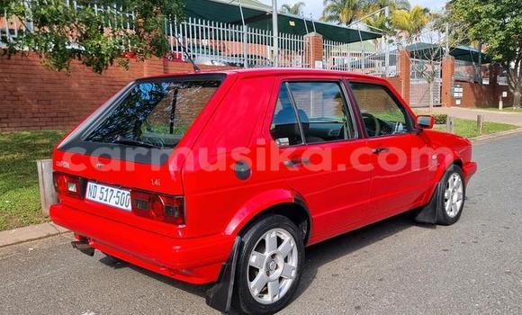 Nunua Ilio tumika Volkswagen Golf Nyekundu Gari ndani ya Beitbridge nchini Matabeleland Kusini Nunua Ilio tumika Volkswagen Golf Nyekundu Gari ndani ya Beitbridge nchini Matabeleland Kusini