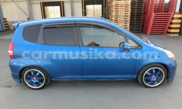 Acheter Occasion Voiture Honda Fit Bleu à Beitbridge, Matabeleland South Acheter Occasion Voiture Honda Fit Bleu à Beitbridge, Matabeleland South