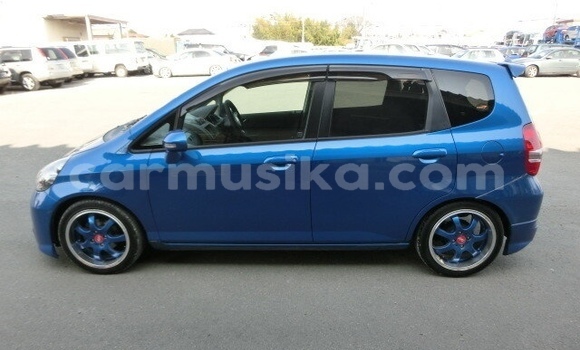 Acheter Occasion Voiture Honda Fit Bleu à Beitbridge, Matabeleland South Acheter Occasion Voiture Honda Fit Bleu à Beitbridge, Matabeleland South