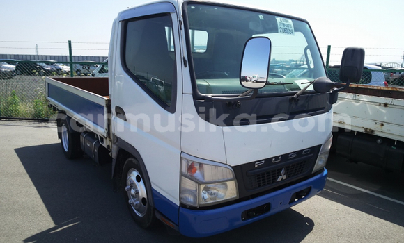 Acheter Occasion Utilitaire Mitsubishi Canter Autre à Beitbridge, Matabeleland South Acheter Occasion Utilitaire Mitsubishi Canter Autre à Beitbridge, Matabeleland South