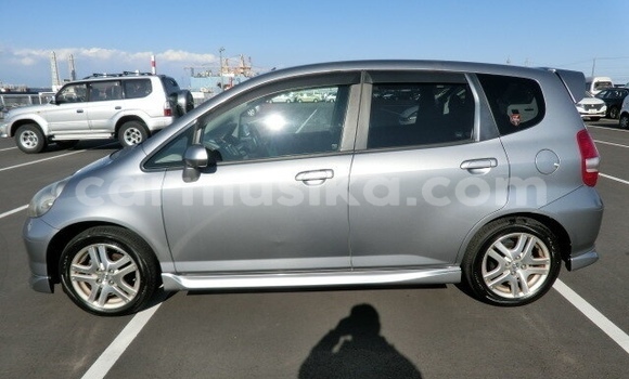 Acheter Occasion Voiture Honda Fit Gris à Beitbridge, Matabeleland South Acheter Occasion Voiture Honda Fit Gris à Beitbridge, Matabeleland South