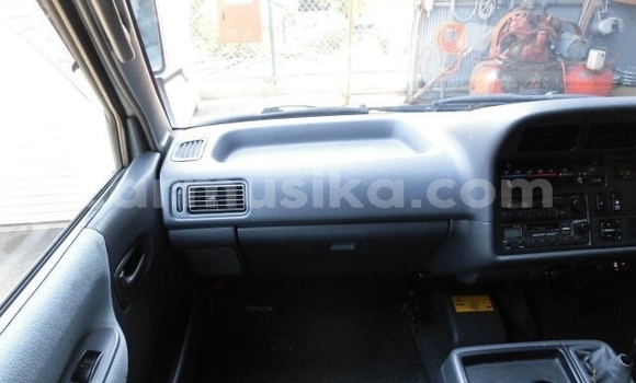 Acheter Occasion Voiture Toyota Hiace Autre à Beitbridge, Matabeleland South Acheter Occasion Voiture Toyota Hiace Autre à Beitbridge, Matabeleland South