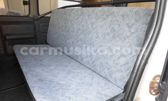 Acheter Occasion Voiture Toyota Hiace Autre à Beitbridge, Matabeleland South Acheter Occasion Voiture Toyota Hiace Autre à Beitbridge, Matabeleland South