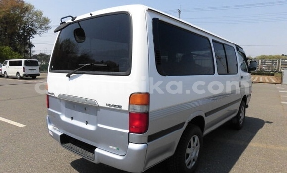 Acheter Occasion Voiture Toyota Hiace Autre à Beitbridge, Matabeleland South Acheter Occasion Voiture Toyota Hiace Autre à Beitbridge, Matabeleland South